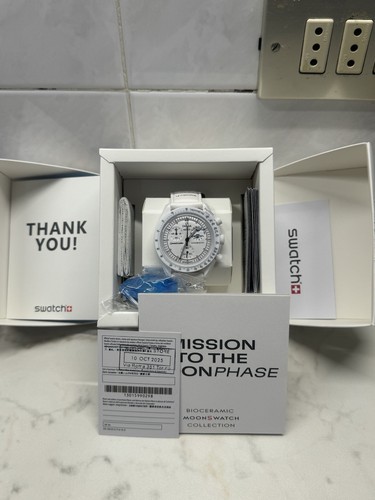 Omega swatch moonswatch - omega,
