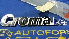    SCRITTA "CROMA I.E."FREGIO LOGO FIAT CROMA STEMMA ORIGINALE FIAT BADGE PLAST.