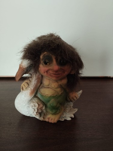 Troll form 049 - form,