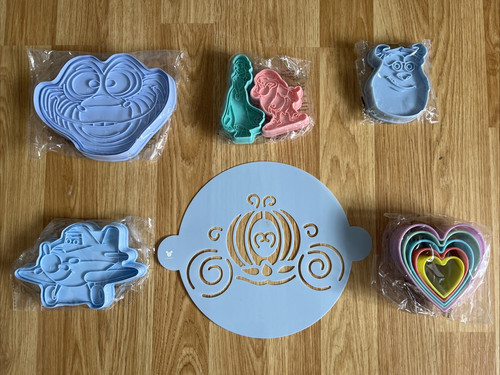 Tagliabiscotti disney snake - tagliabiscotti,
