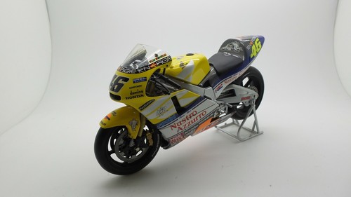 Minichamps honda nsr500 - minichamps,