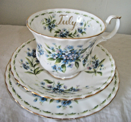 Royal albert bone china flower - albert,