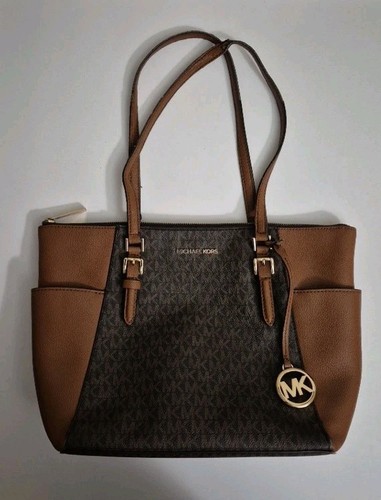 Michael kors charm logo - kors,