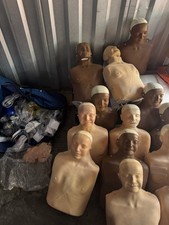 Lotto di 13 bambole da