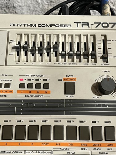 Roland 707 con - tr, modifica