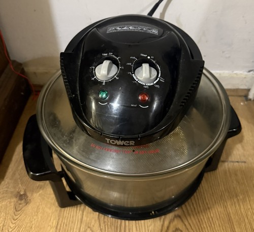 Black tower 17l - black, oven