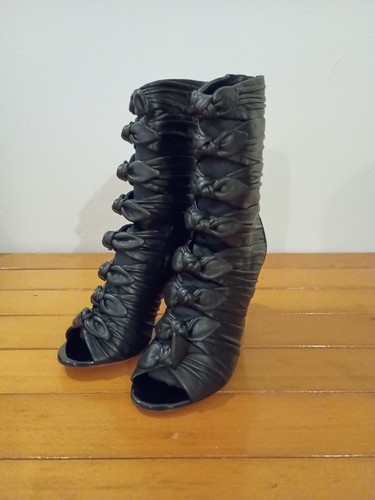 Stivale chanel pelle con - chanel,