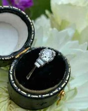 Art Deco Style Round Cut Lab