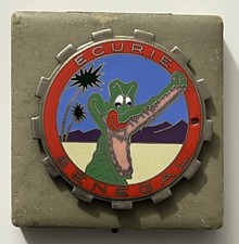 1963 Écurie Sénégal 6h de Dakar - Targa smaltata distintivo corsa argento massiccio con scatola