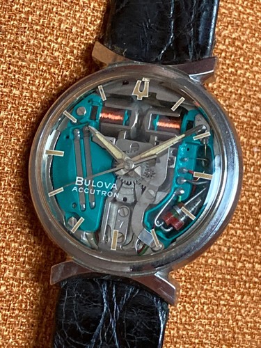 Bulova accutron spaceview - accutron,