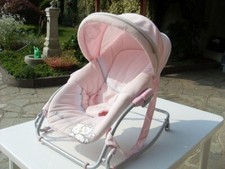 Sdraietta Hello Kitty Baby Rocker con capotta