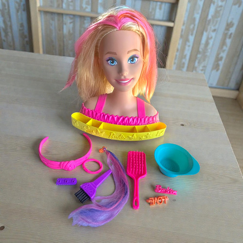 Barbie deluxe hair styling - hair,