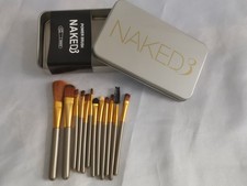 NAKED3 Set di 12 pennelli per