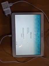 Samsung Galaxy Tab 4 Wi-Fi SM-T530, 10,1 pollici Android bianco caricabatterie originale