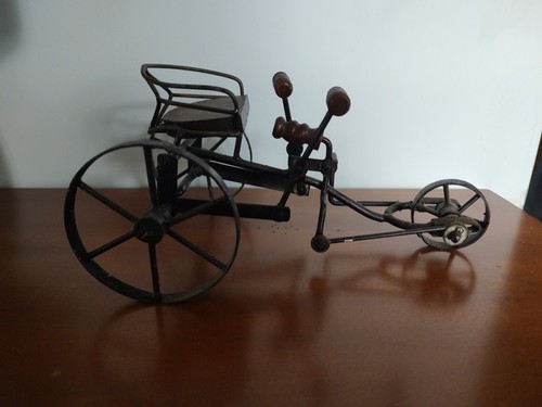 Triciclo pedale vintage - a,