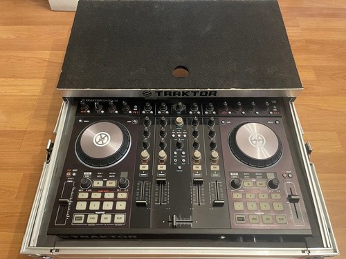 Traktor kontrol mk2 dj - s4,