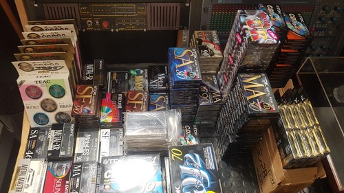 Cassette nuove sigillate