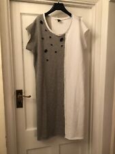 Abito Jijil grigio e bianco