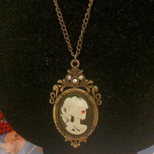 Collana gotica lady cammeo - collana,