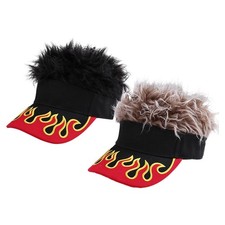 Cappello con visiera e capelli