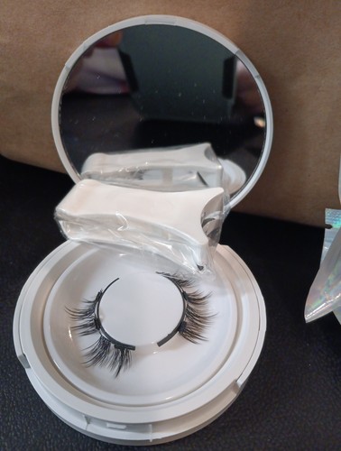 Magnetic lashes with - magnetic,