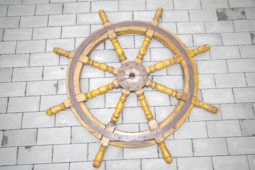 Vecchio legno volante timone - vecchio,