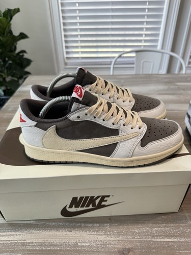 Jordan low travis scott - 1,