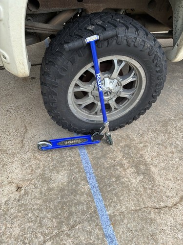 Razor model adjustable kick - model,