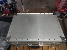 Valigetta alluminio rinforzata con scompartimenti