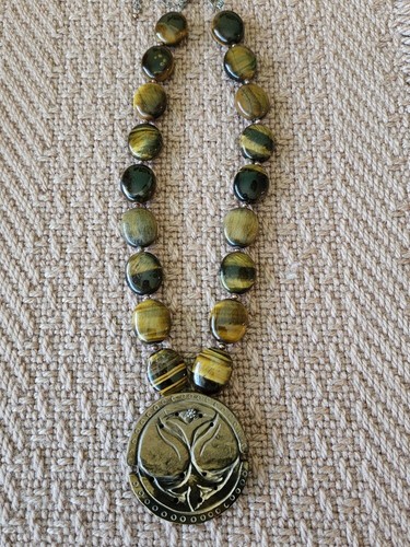 Collana con ciondolo - , di
