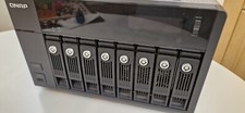 qnap ts-870 8 baie usato +