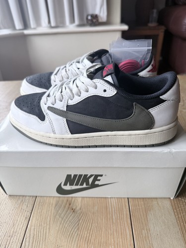 Nike travis scott jordan 1 - x,