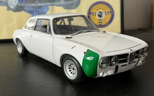AUTOART  1/18 ALPHA ROMEO GTA