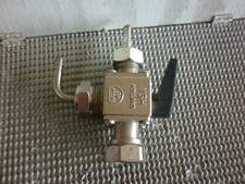 Rubinetto da attacco fusto per