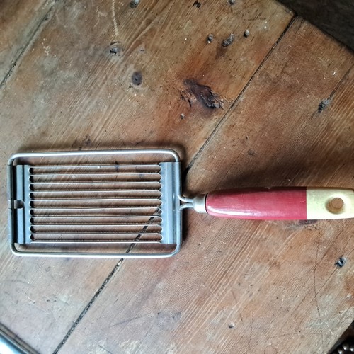 Utensile affettatrice pomodoro