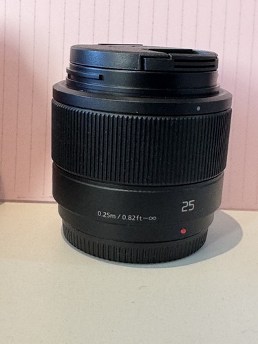 Panasonic lumix f 1 7 - 25, f/1.7