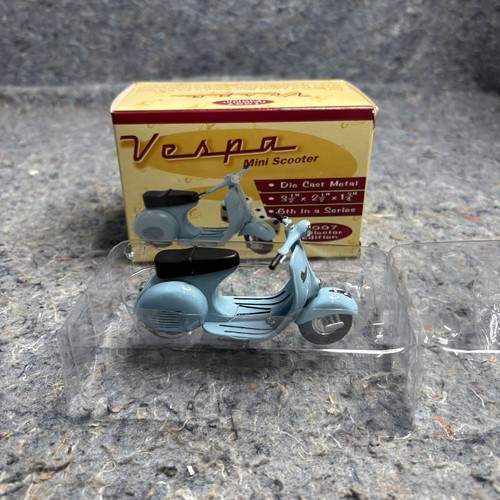 Vespa mini scooter - vespa,