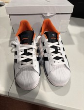 Adidas Superstar vs