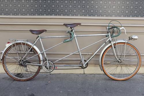 Emeriau tandem completamente