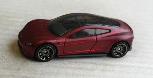 Matchbox 2020 tesla roadster - matchbox,
