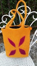 Borsa a secchiello arancione lana naturale al 100% totalmente lavorata a mano