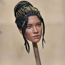 Scultura testa di donna Cyber