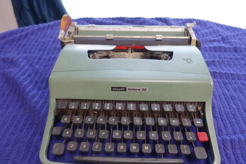 Olivetti lettera typewriter - olivetti,