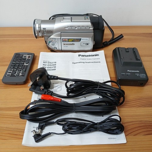 Panasonic ds27 videocamera - nv-ds27,