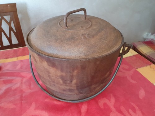 Vecchia pentola bronzina 16 - vecchia,