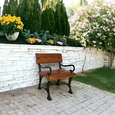 Mobili da giardino in legno di