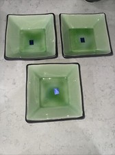 Lotto di 3 ciotole quadrate da