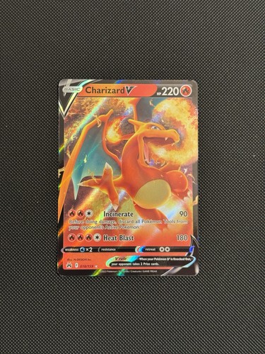 Carta pokémon charizard - carta,