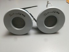 COPPIA faretti IP44 bianchi con lampadina LED GU10 5W 3000K foro 6,5 ext. 8,3 cm