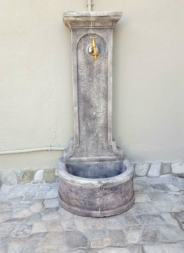 Fontana fontanella pietra - fontana,